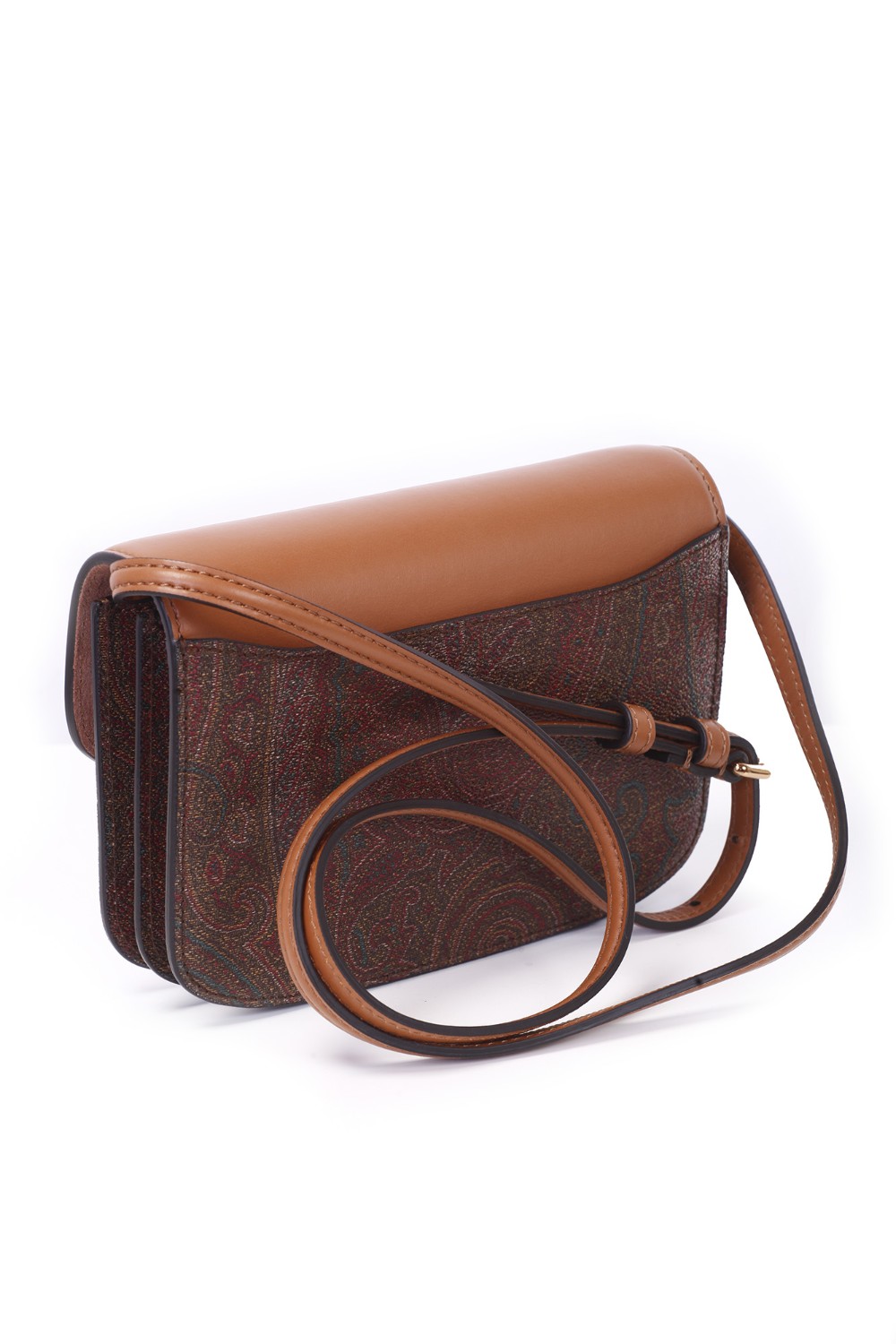 shop ETRO  Borsa: Etro borsa a tracolla ETRO Essential, realizzata nell'iconico tessuto Paisley jacquard e caratterizzata da una chiusura con patta in pelle a contrasto e bottone con logo ETRO e Pegaso.
La borsa al suo interno rivela una fodera in suede ed è perfetta per essere indossata a spalla o a tracolla, oppure a mano.
Dimensioni: 19 x 14 x 4,5 cm.
Esterno: Tessuto Paisley: Fronte: 76% cotone, 24% poliestere.
Retro: 100% cotone.
Spalmatura_ PVC.
Dettagli: 100% pelle di vitello.
Interno: 100% pelle di agnello.
Due scomparti interni.
Tasca posteriore.
Chiusura con bottone a calamita.
Tracolla removibile e regolabile altezza (luce) 55 cm.
Accessori metallici con finitura oro.
Made in Italy.. 1P050 8502-0151 number 3435416